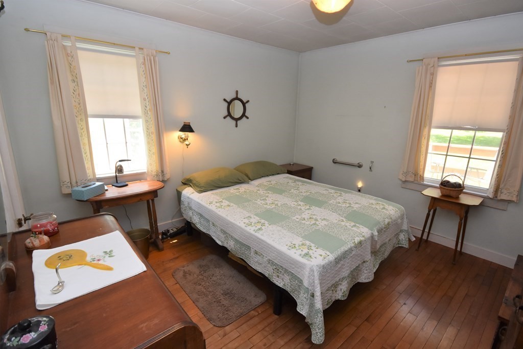 127 Amherst Road Pelham, MA 01002 - Photo 15 of 30