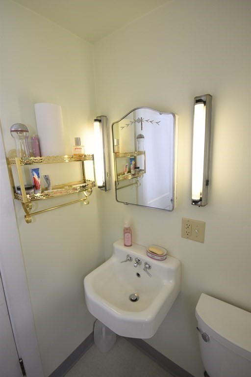 127 Amherst Road Pelham, MA 01002 - Photo 24 of 30