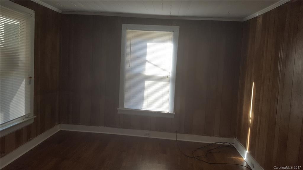 7613 Boswell Road Charlotte, NC 28215 - Photo 4 of 4 Gallery Image 4