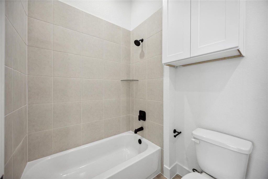 8103 Calhoun Road, Unit A Houston, TX 77051 - Photo 14 of 26