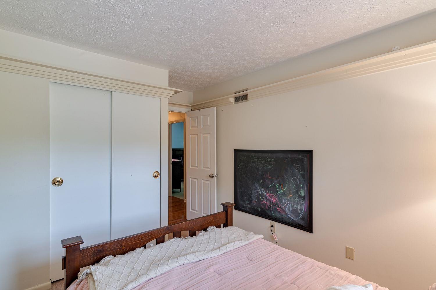 3890 Hubble Road Cincinnati, OH 45247 - Photo 49 of 50