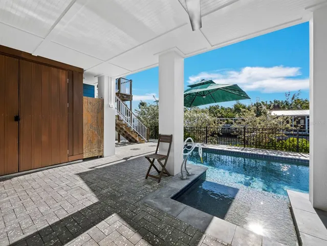 $1,649,000 | 758 St Judes Drive North, Longboat Key, FL 34228