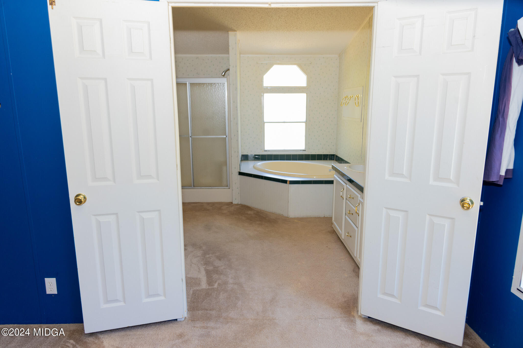 4687 Boxankle Road Jackson, GA 30233 - Photo 26 of 37 an empty room with windows