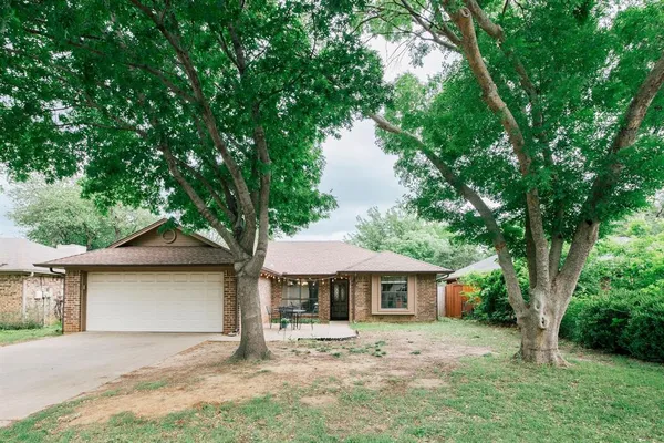 $305,000 | 3001 Terry Court, Denton, TX 76209