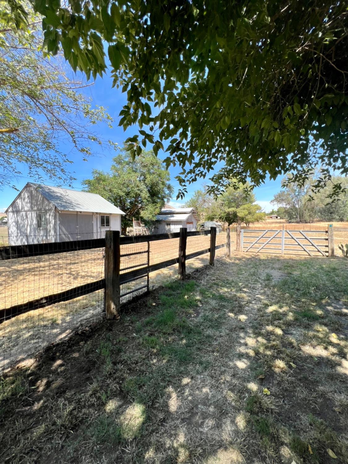 2366 Tivy Valley Road Sanger, CA 93657 - Photo 32 of 42 Gallery Image 32