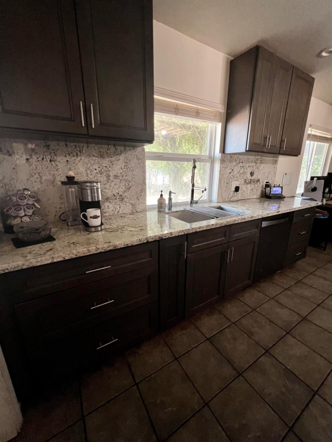 2366 Tivy Valley Road Sanger, CA 93657 - Photo 9 of 42 Gallery Image 9