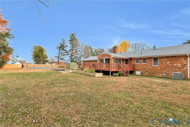 a view of outdoor space with city view