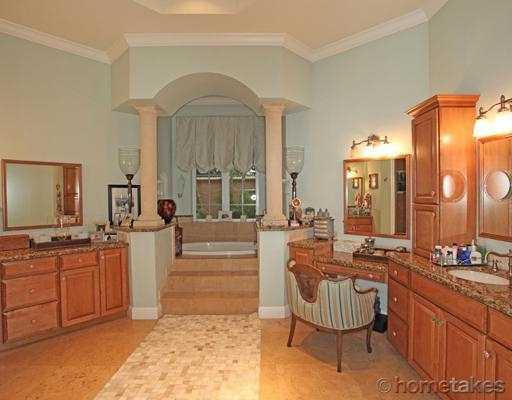 8246 Southeast Country Estates Way Jupiter, FL 33458 - Photo 29 of 48 Luxurious Master Bath