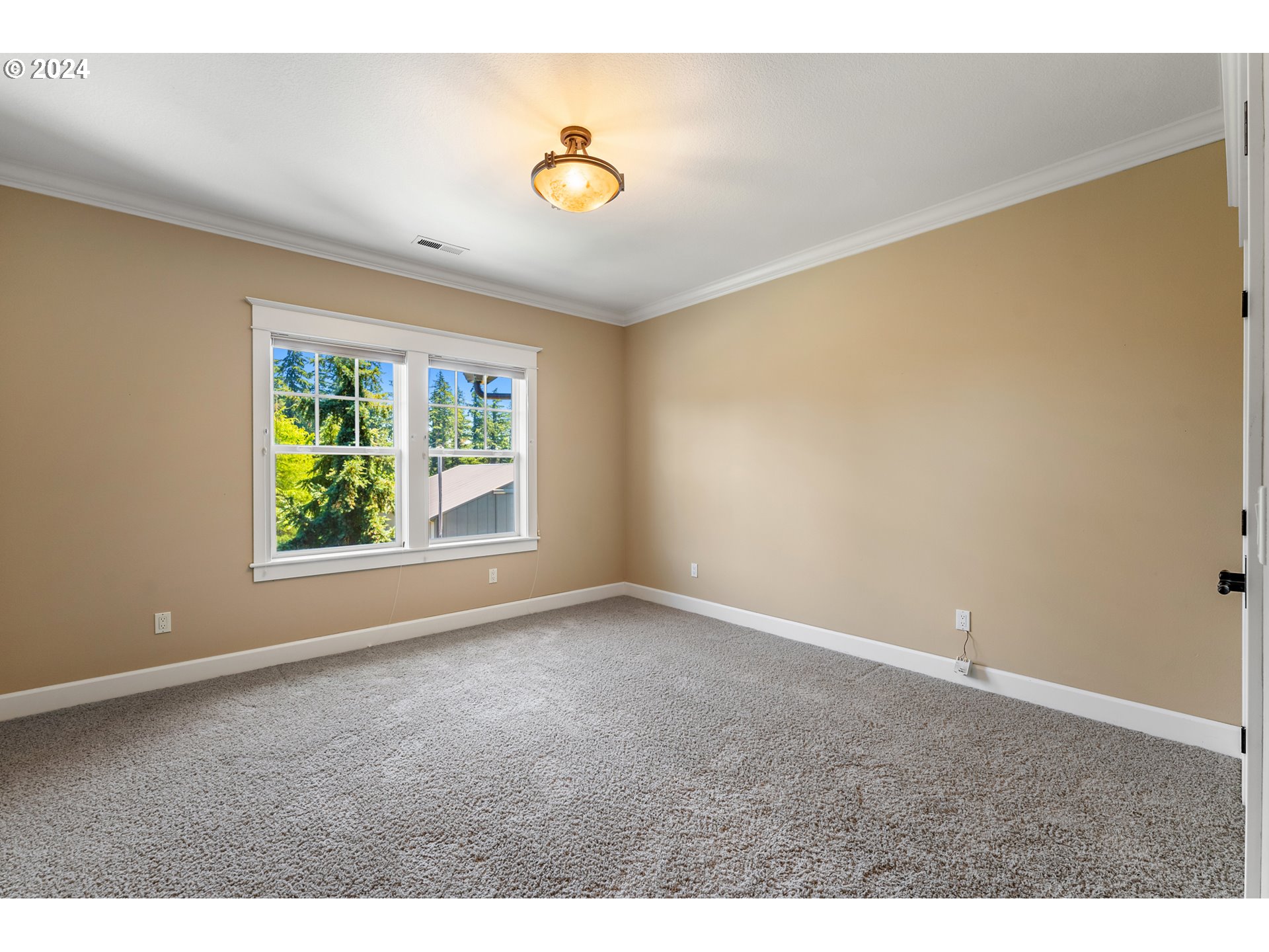 18382 South Norman Road Oregon City, OR 97045 - Photo 16 of 47 Gallery Image 16
