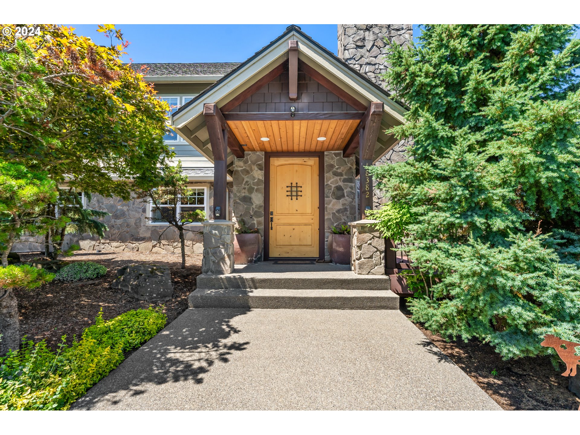 18382 South Norman Road Oregon City, OR 97045 - Photo 4 of 47 Gallery Image 4