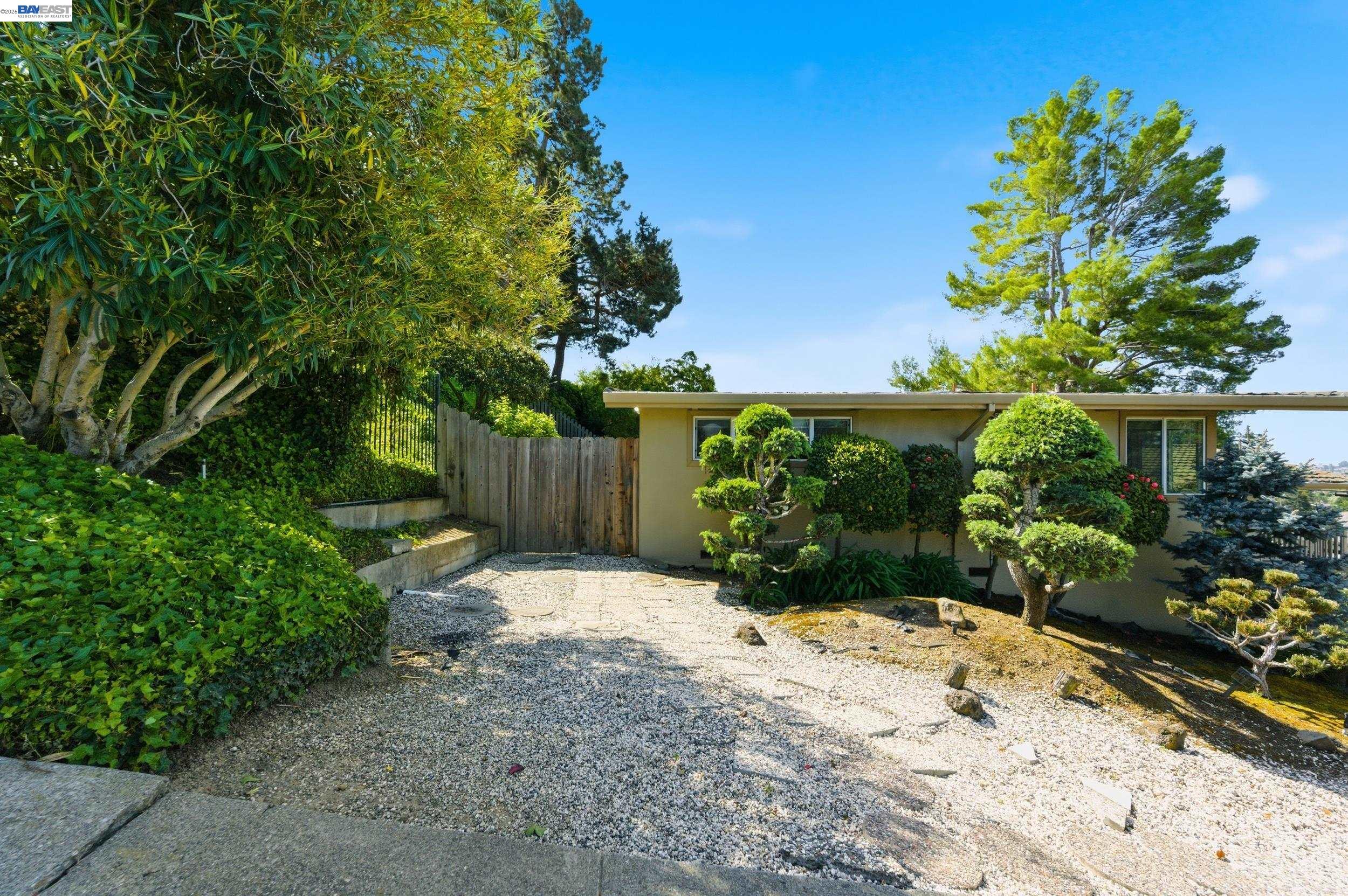 18602 Center Street Castro Valley, CA 94546 - Photo 34 of 50
