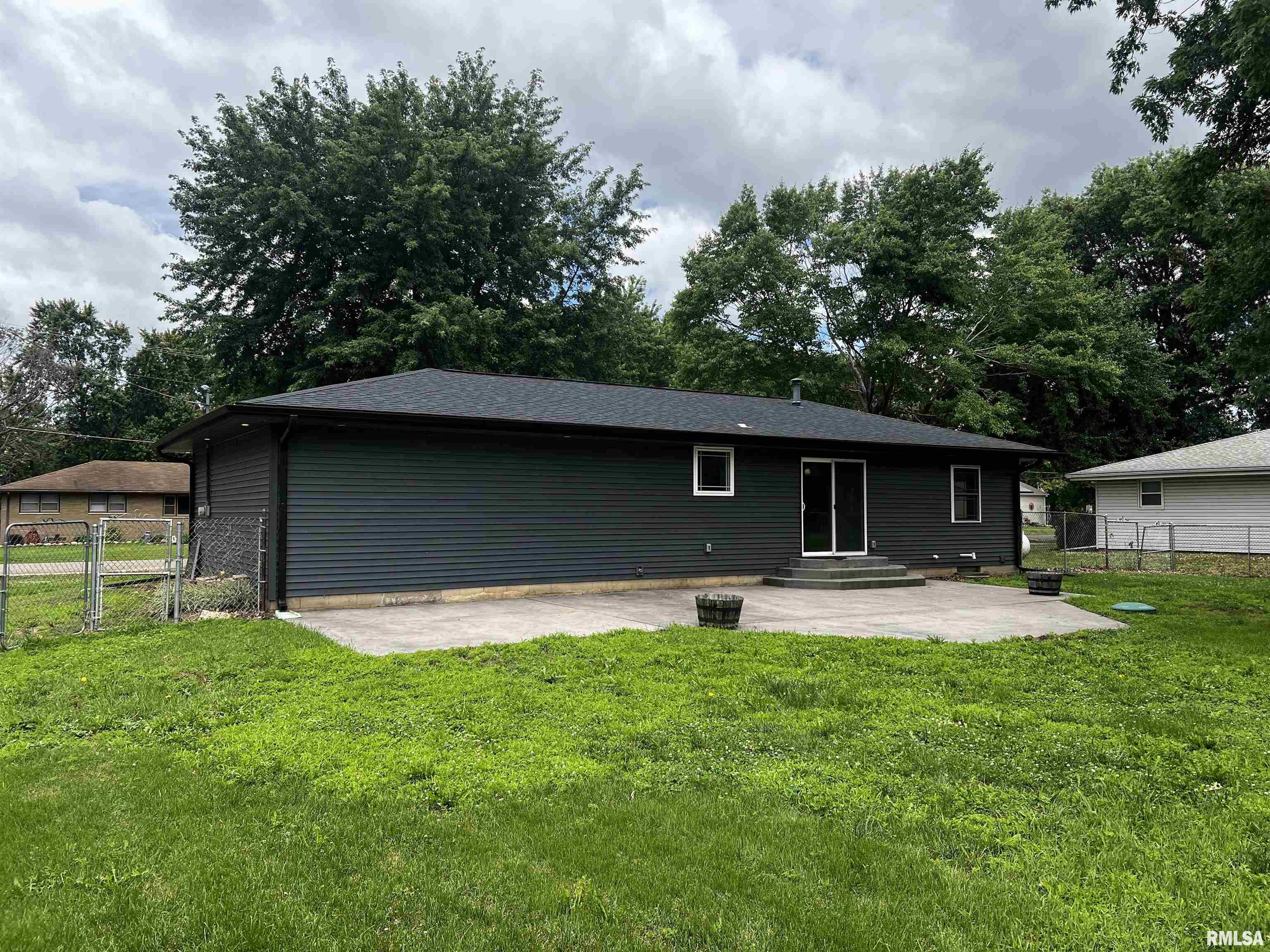 13386 Cedar Street Manito, IL 61546 - Photo 3 of 31