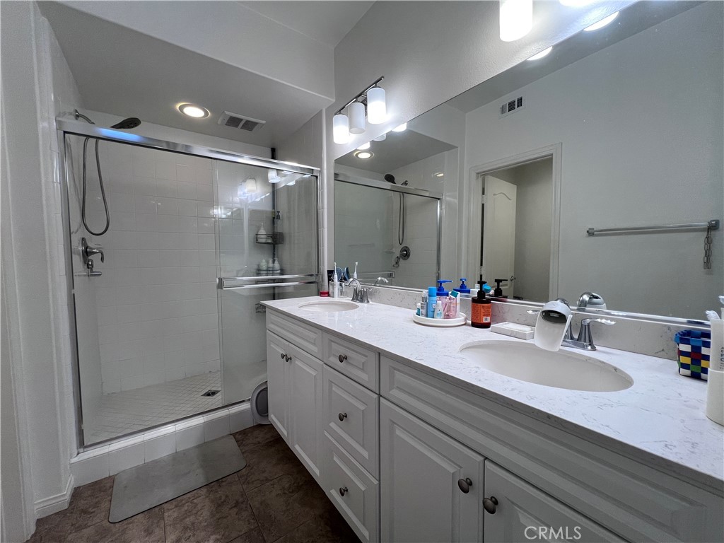 136 Neptune Irvine, CA 92618 - Photo 11 of 17