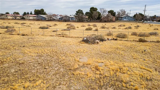 $700,000 | 43600 East 7th Street, Lancaster, CA 93535