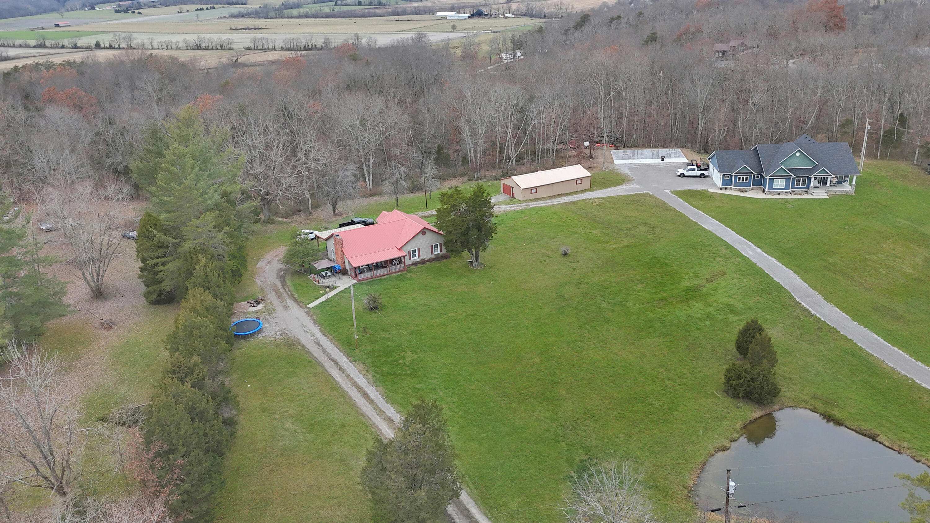 705 Oil Springs Road Winchester, KY 40391 - Photo 58 of 70 DJI_20241213152007_0032_D