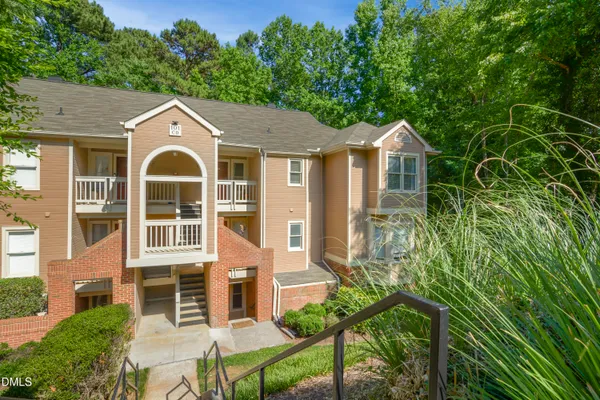 $275,000 | 101 Marbury Court, Cary, NC 27513