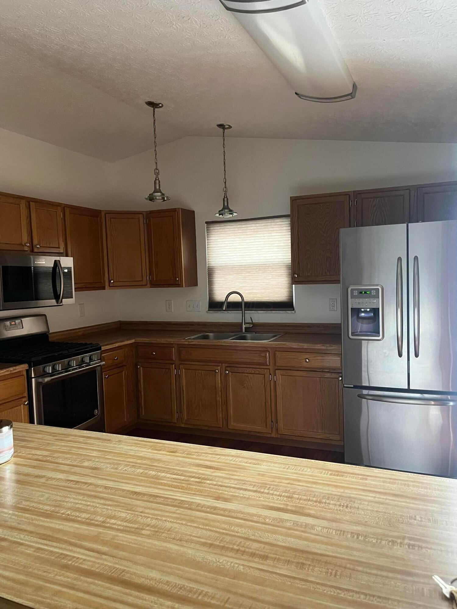 1174 Obetz Road Columbus, OH 43207 - Photo 8 of 41 Kitchen