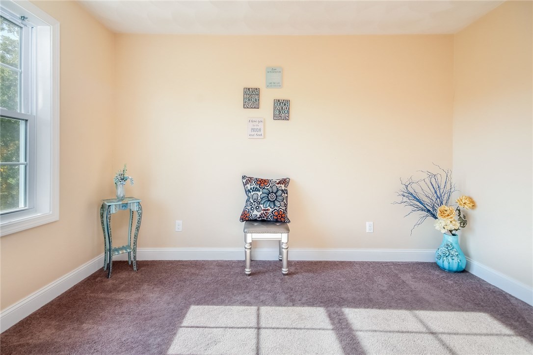 33 Fieldstone Way Westerly, RI 02891 - Photo 20 of 25