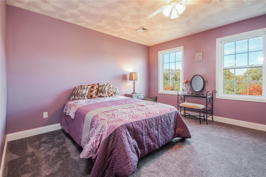 33 Fieldstone Way Westerly, RI 02891 - Photo 21 of 25