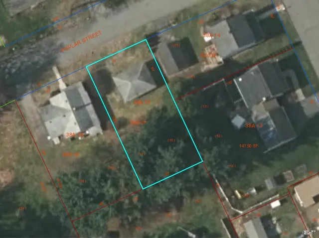 a picture of water heater room