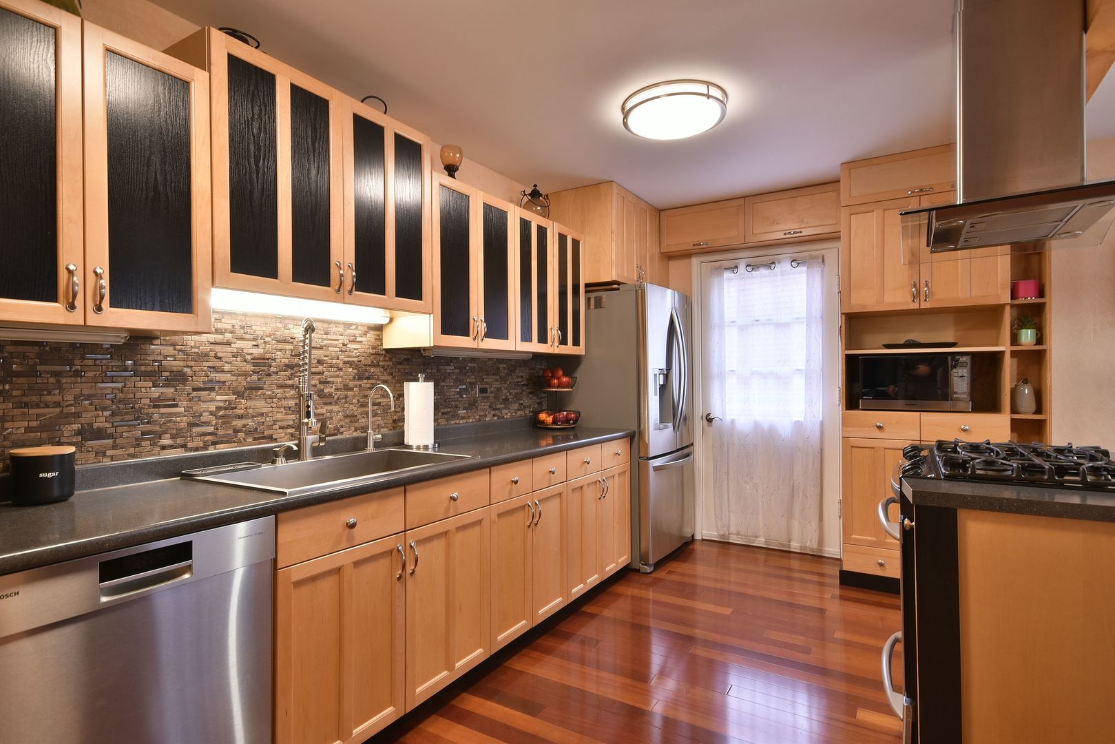 632 Merle Lane Wheeling, IL 60090 - Photo 7 of 46