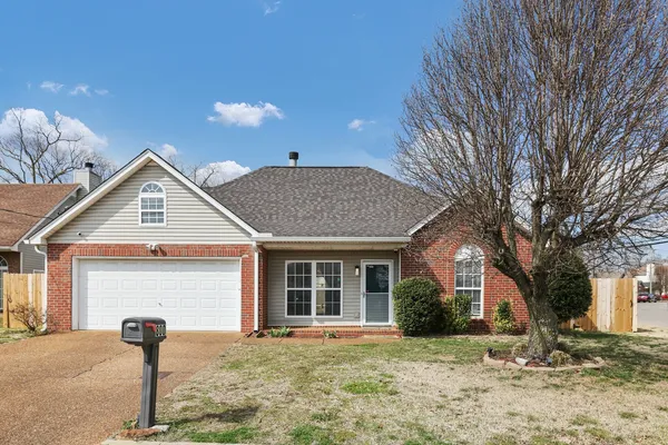 $379,000 | 800 Thomas Bay Court, Antioch, TN 37013