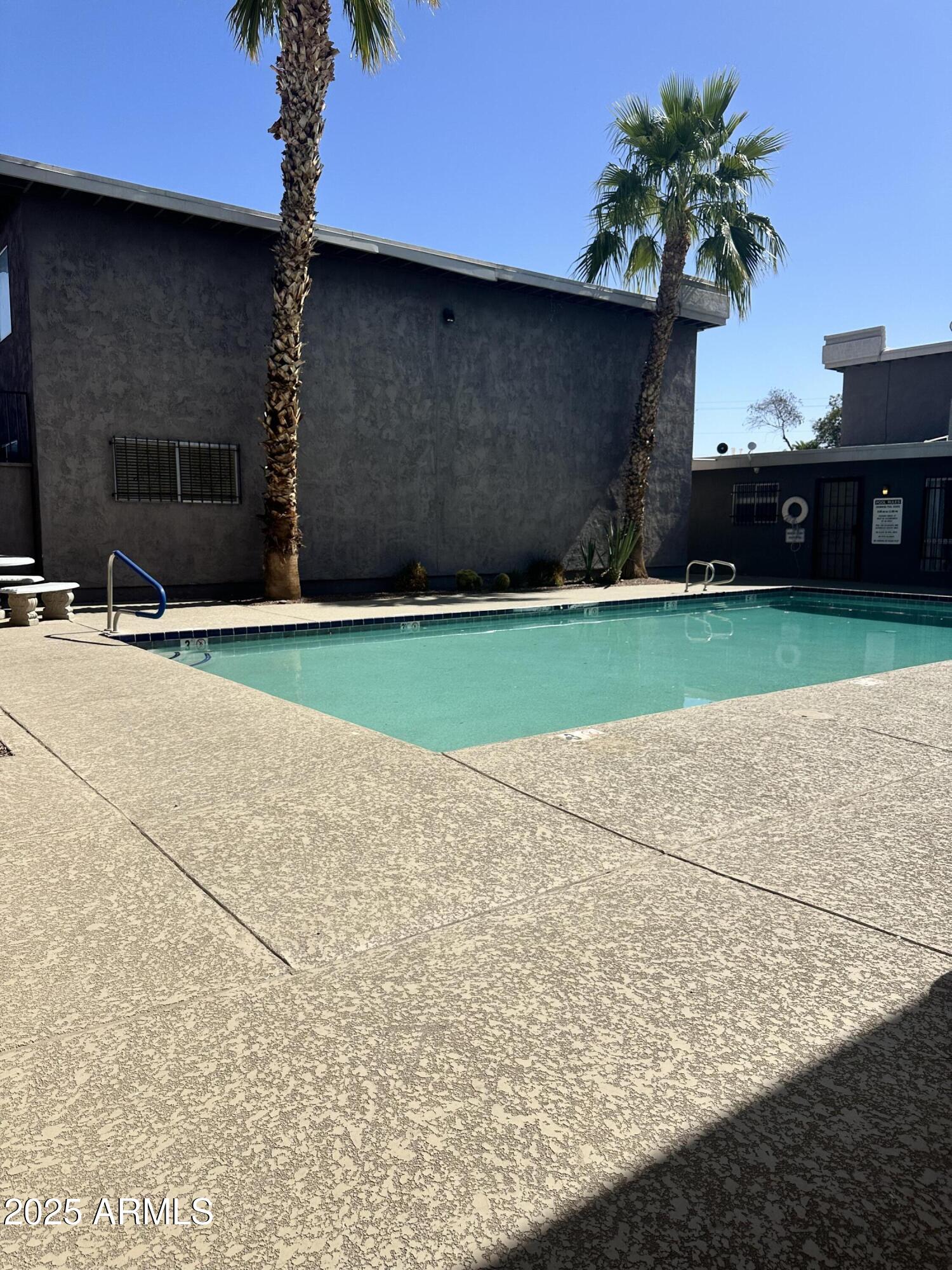 424 West Brown Road, Unit 122 Mesa, AZ 85201 - Photo 11 of 11 a front view of house with yard