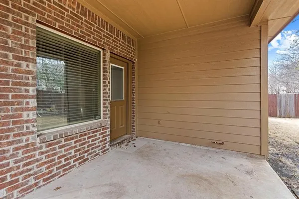 $2,200 | 6669 Friendsway Drive, Fort Worth, TX 76137