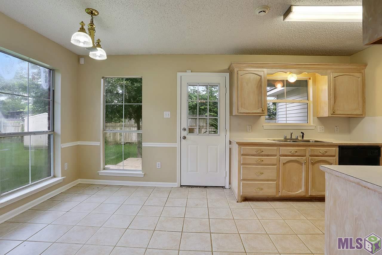 17848 Barrett Lane Baton Rouge, LA 70817 - Photo 4 of 6