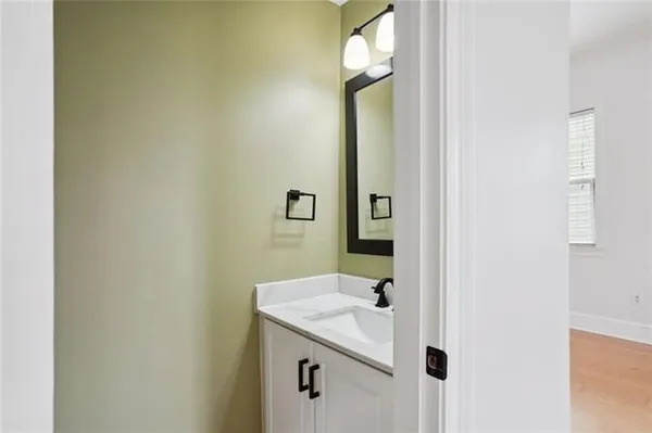 $2,900 | 4323 Annunciation Street, New Orleans, LA 70115