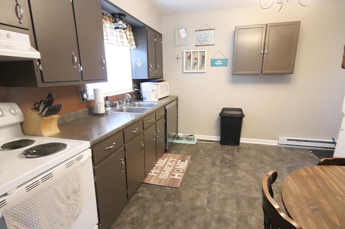 101 Westgate Road Verona, VA 24482 - Photo 2 of 18 Gallery Image 2