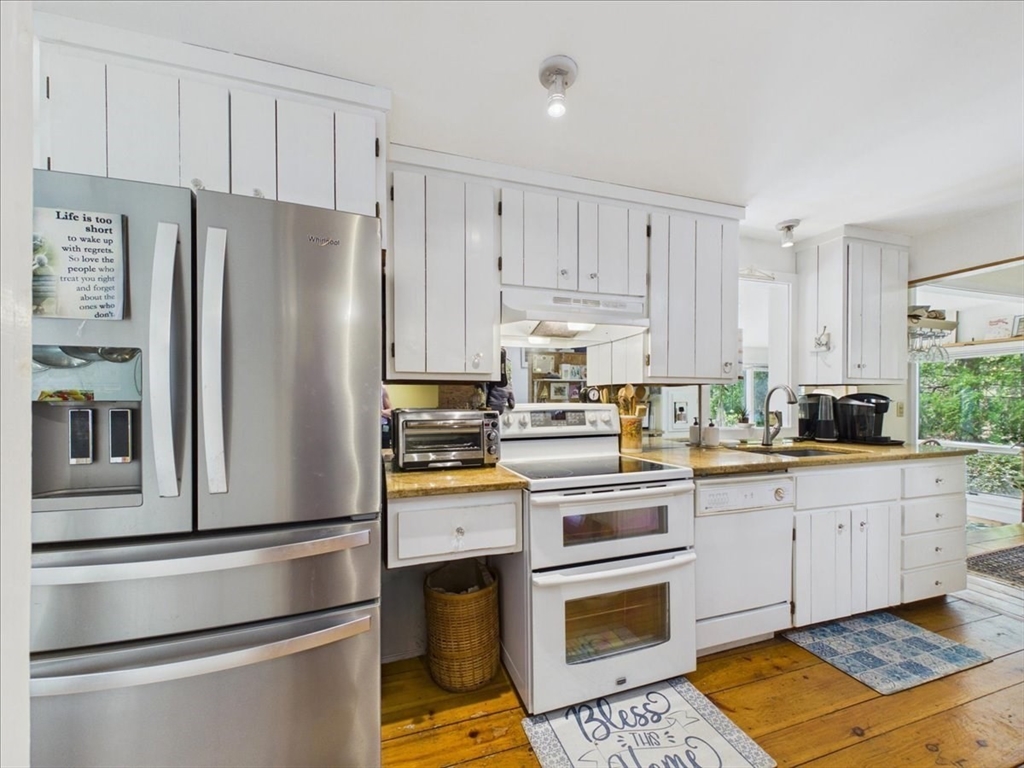 621 Locustfield Road Falmouth, MA 02536 - Photo 24 of 41