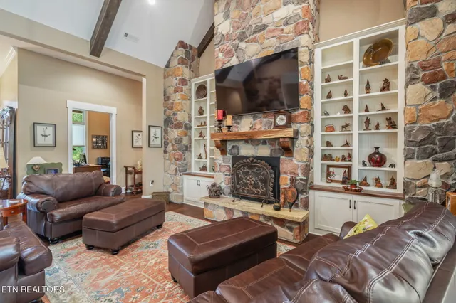 $2,400,000 | 111 Crane Pointe, Rockwood, TN 37854