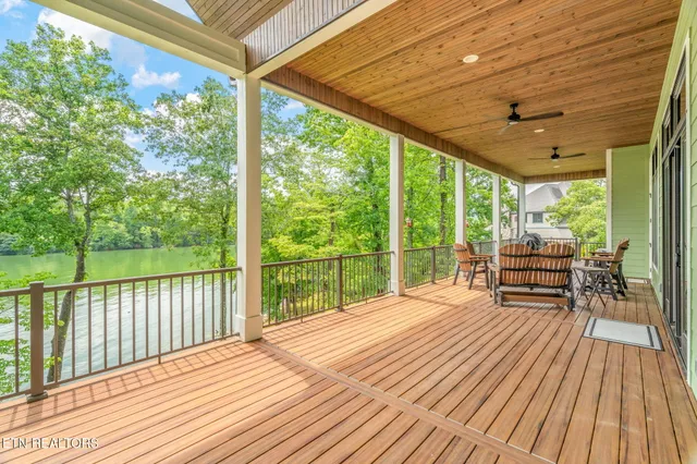 $2,400,000 | 111 Crane Pointe, Rockwood, TN 37854
