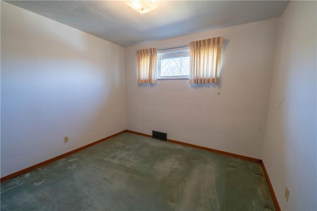 5425 Turner Road Gibsonia, PA 15044 - Photo 16 of 27 Gallery Image 16