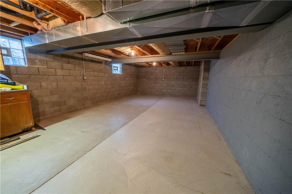 5425 Turner Road Gibsonia, PA 15044 - Photo 26 of 27 Under the bedroom addition is a huge workshop room.