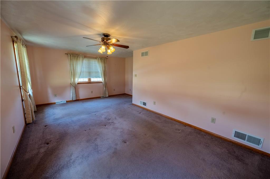 5425 Turner Road Gibsonia, PA 15044 - Photo 10 of 27 Spacious Owners' Bedroom