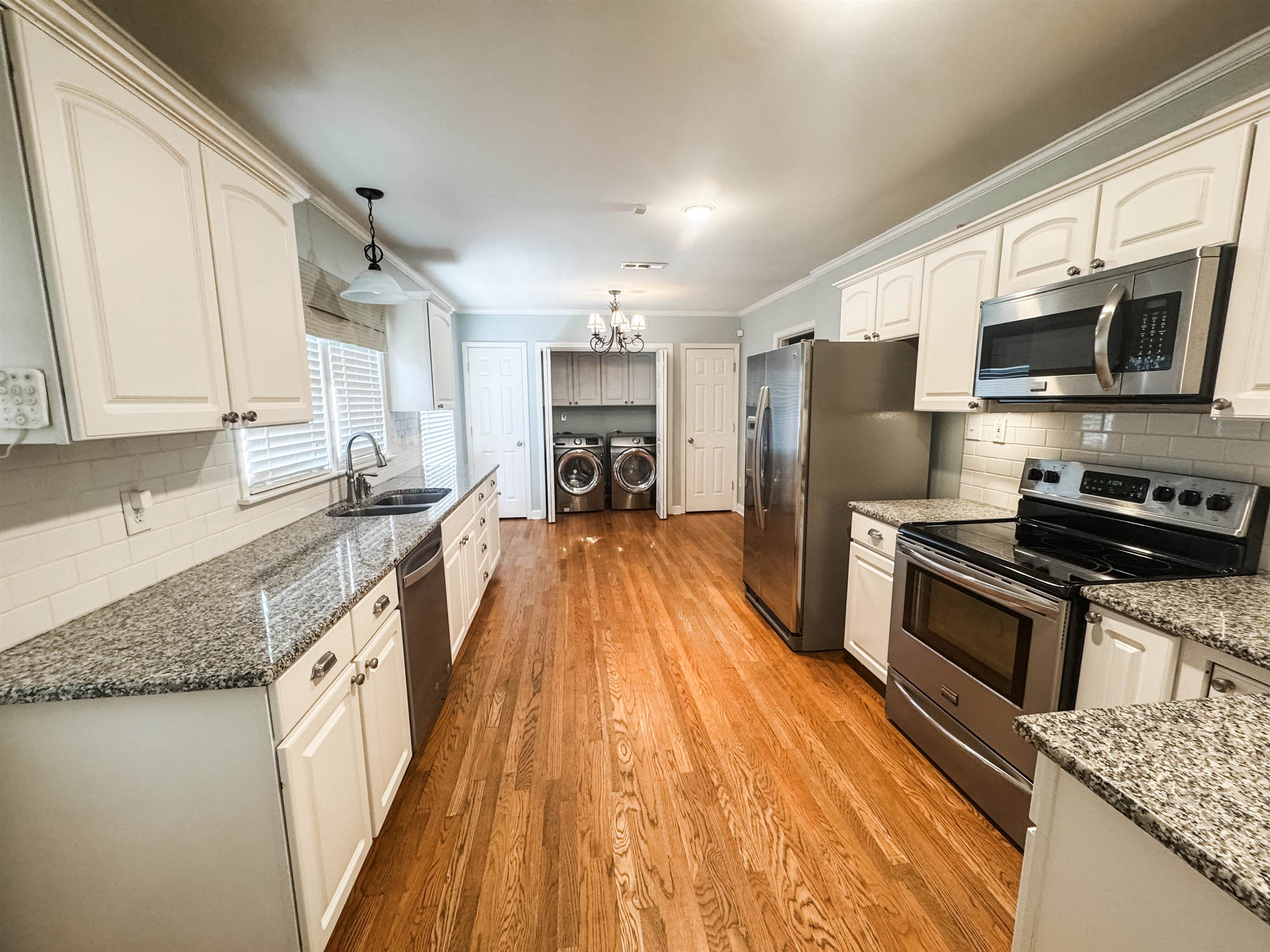 5169 Sequoia Road Memphis, TN 38117 - Photo 5 of 14