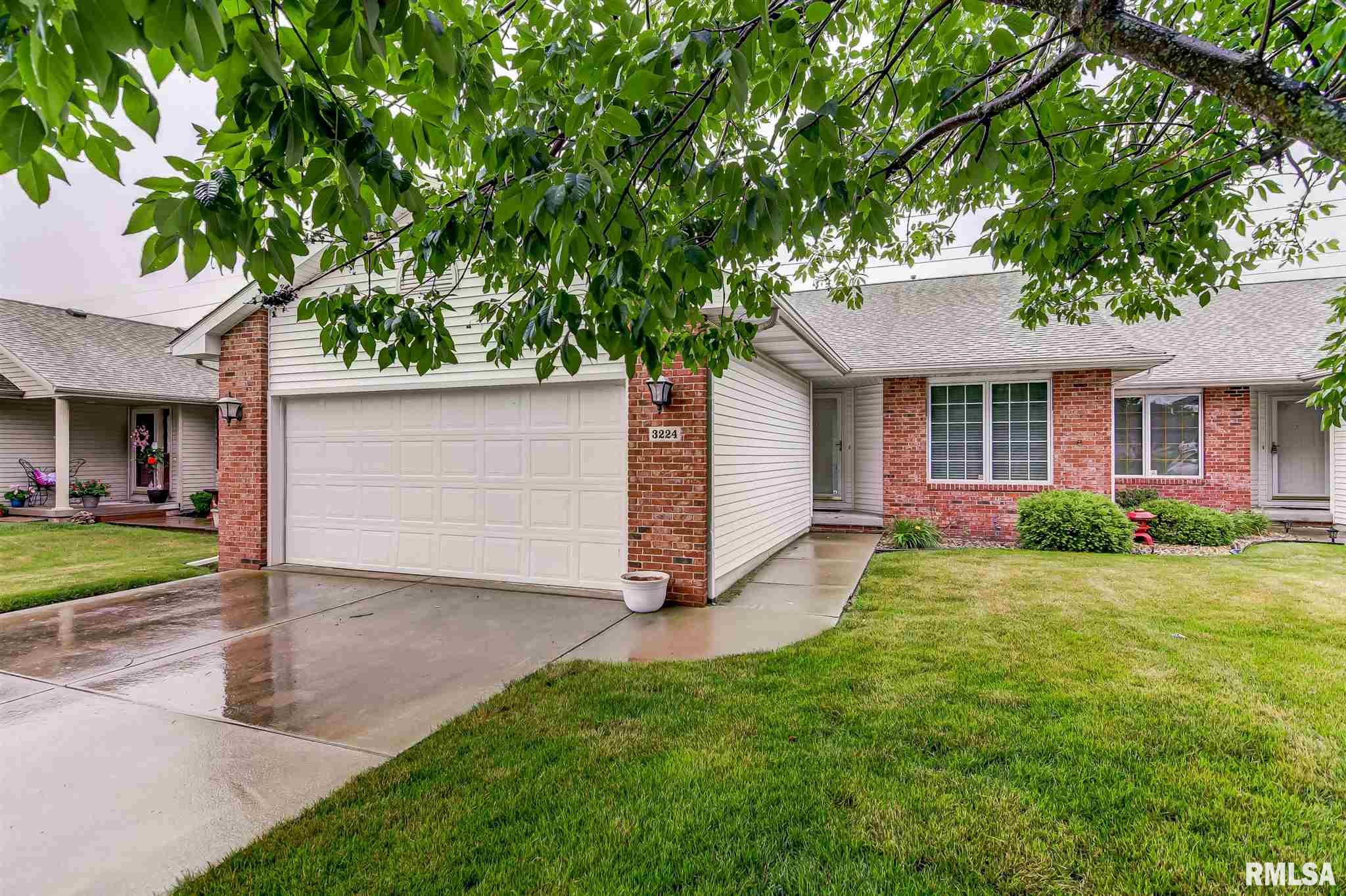 3224 Red Oak Lane Springfield, IL 62712 - Photo 1 of 34