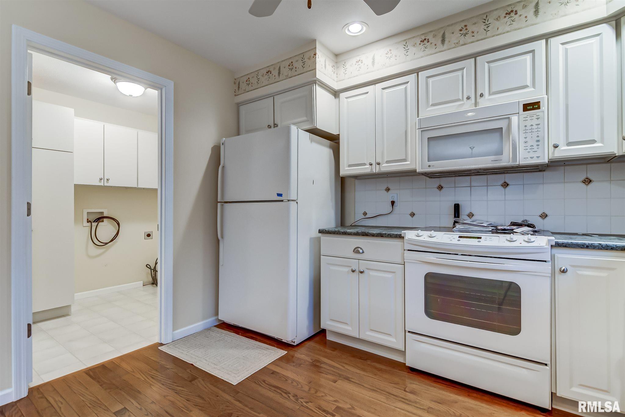 3224 Red Oak Lane Springfield, IL 62712 - Photo 15 of 34