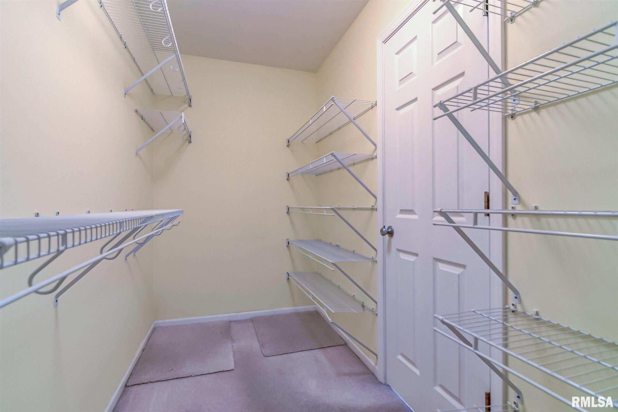 3224 Red Oak Lane Springfield, IL 62712 - Photo 22 of 34