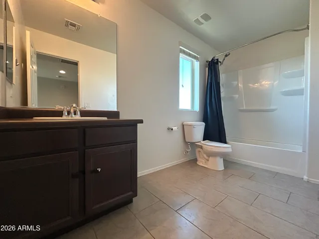 $2,600 | 17922 West Tina Lane, Surprise, AZ 85387