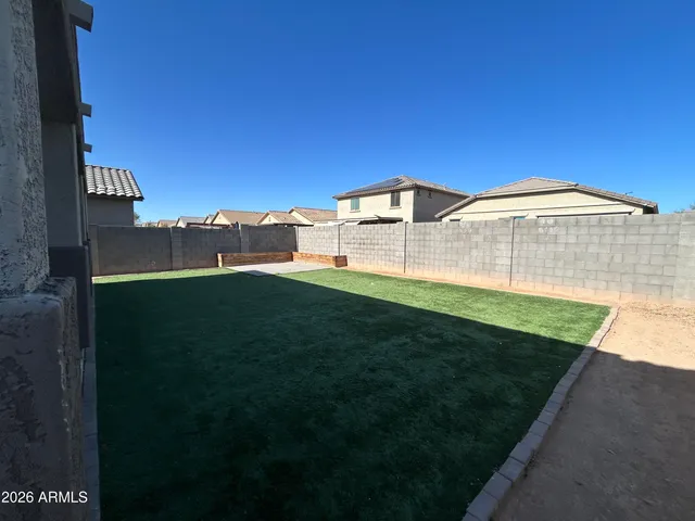 $2,600 | 17922 West Tina Lane, Surprise, AZ 85387