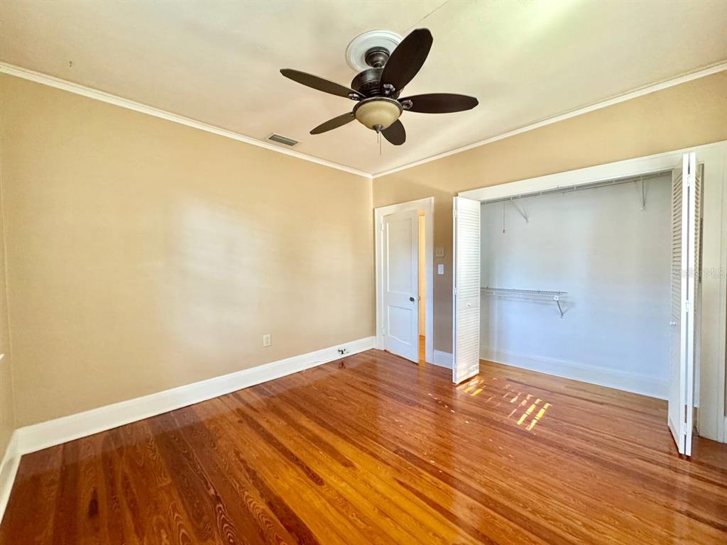 3112 West Palmira Avenue Tampa, FL 33629 - Photo 26 of 37 a view of a big room with wooden floor