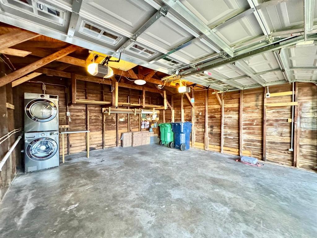 3112 West Palmira Avenue Tampa, FL 33629 - Photo 36 of 37 a view of a car garage