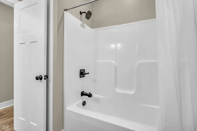 $425,000 | 15253 Spg Crk Drive, Covington, IN 47932