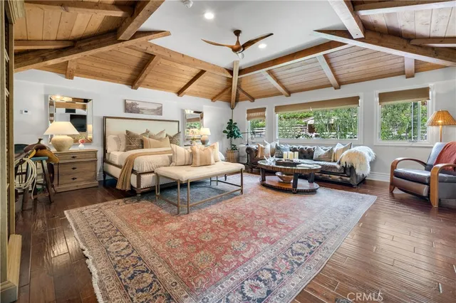 $6,350,000 | 5558 Hoback Glen Road, Hidden Hills, CA 91302