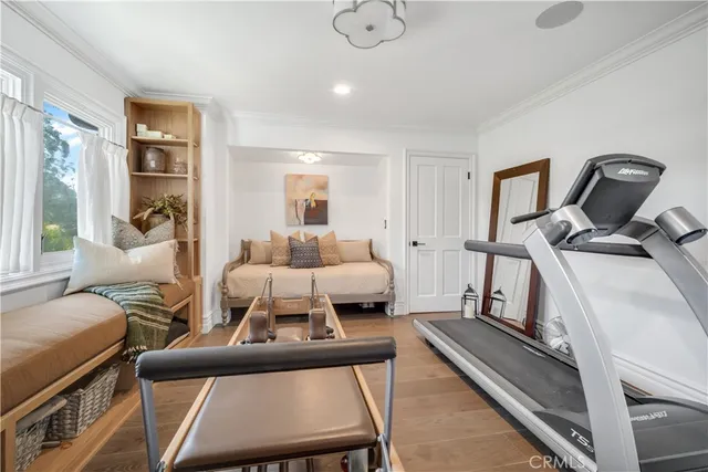 $6,350,000 | 5558 Hoback Glen Road, Hidden Hills, CA 91302