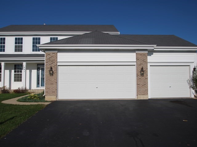481 Windett Ridge Road Yorkville, IL 60560 - Photo 2 of 32