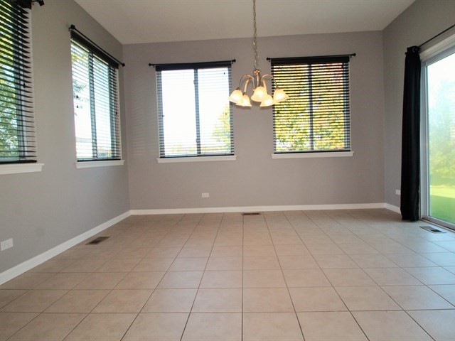 481 Windett Ridge Road Yorkville, IL 60560 - Photo 12 of 32